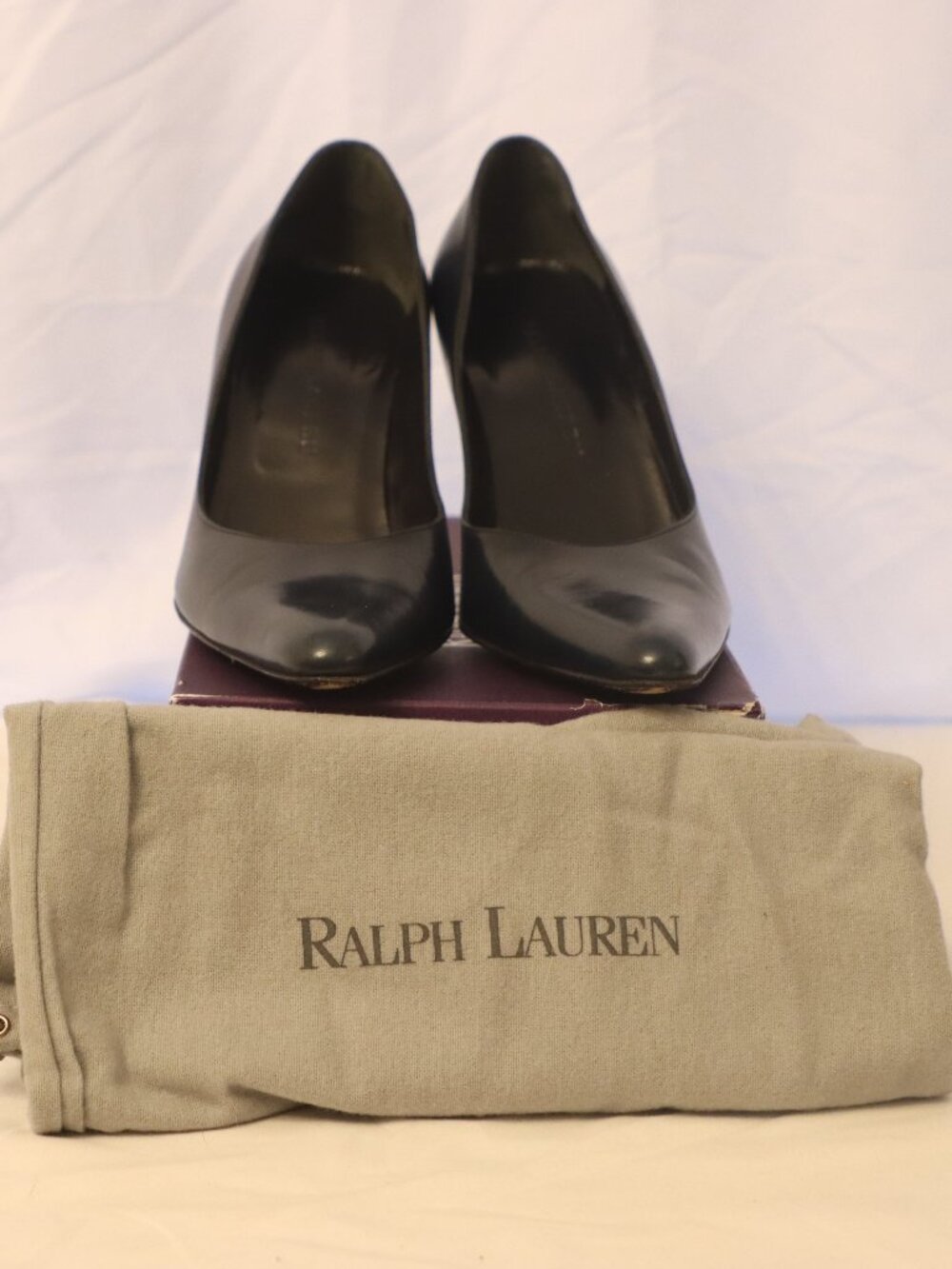 Classic Navy Ralph Lauren Pointed size 9 Pumps-90s - Picture 2 of 7